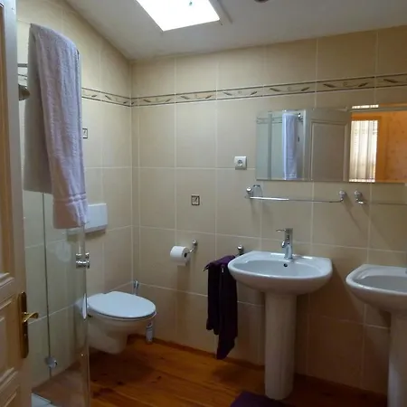 Panzió Les Bellesvues, Gites & Chalet Mérignac