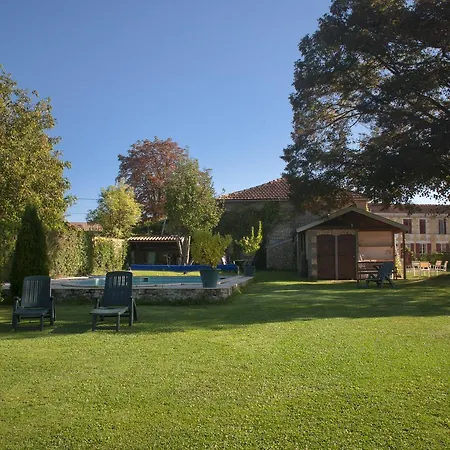 Les Bellesvues, Gites & Chalet * Merignac (Charente-Maritime)